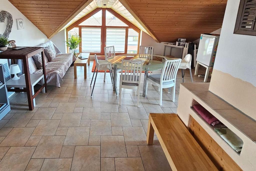 Apartamento Thronvomchiemgau Übersee Exterior foto