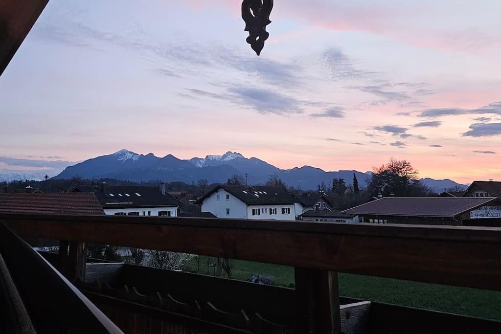 Apartamento Thronvomchiemgau Übersee Exterior foto