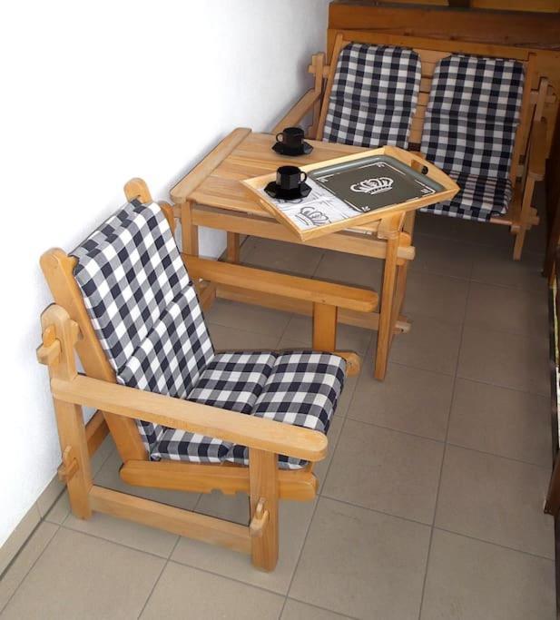 Apartamento Thronvomchiemgau Übersee Exterior foto