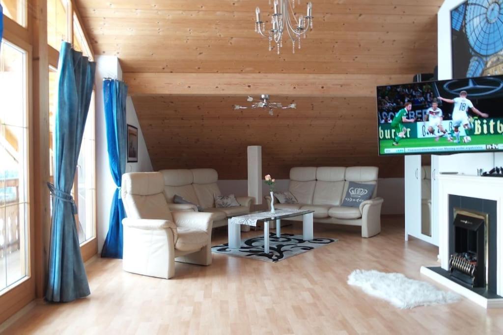Apartamento Thronvomchiemgau Übersee Exterior foto